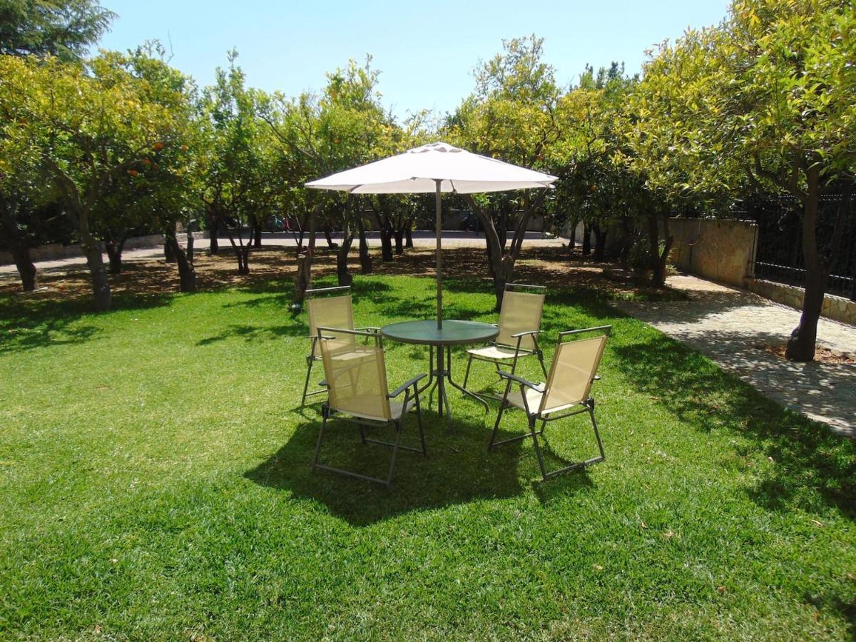 Small Theater Apartment Epidaurus Экстерьер фото